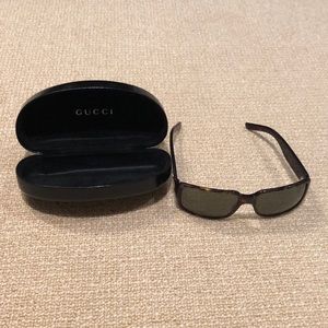 Vintage Gucci Tortoise Sunglasses GG 2563/S